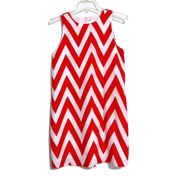 Everly Chevron Mini Shift Dress - Picture 1 of 7